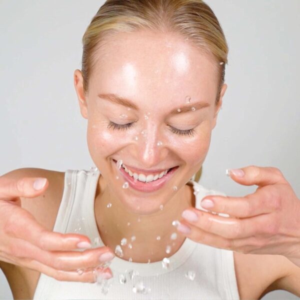 Mario Badescu Glycolic Foaming Cleanser for All Skin Types - Image 3