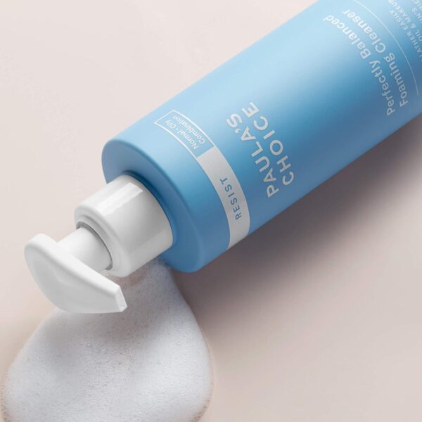 Paula's Choice RESIST Perfectly Balanced Foaming Cleanser, Hyaluronic Acid and Aloe, Anti-Aging Face Wash, Large Pores and Oily Skin, 6.4 Fl Oz - Image 2
